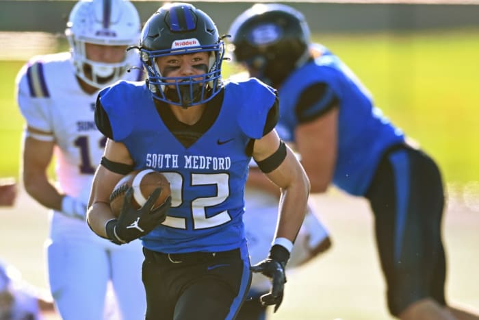a Sunset South Medford 6A Oregon football Columbia Cup final November 25 2023 Leon Neuschwander 30